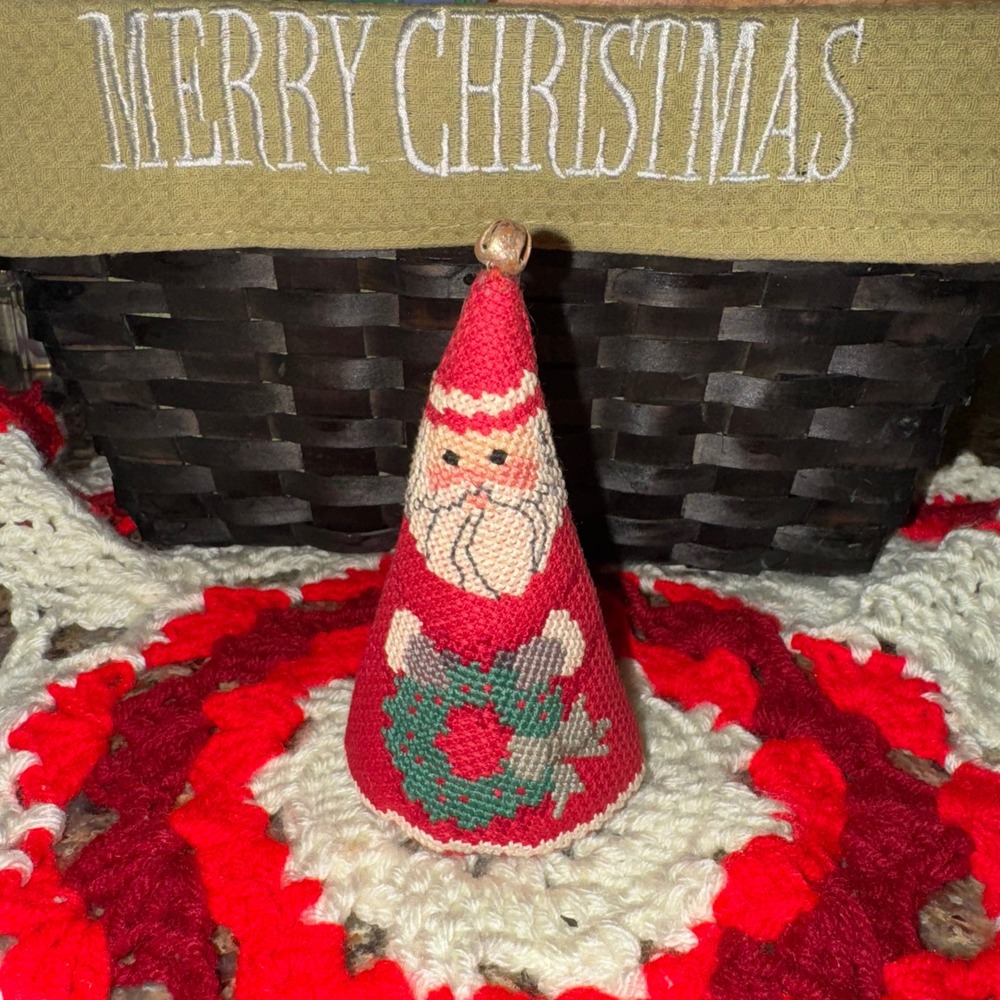 OOAK Vintage 1989 Handcrafted Santa Claus Cone Needlepoint Christmas‎ Decor Rare